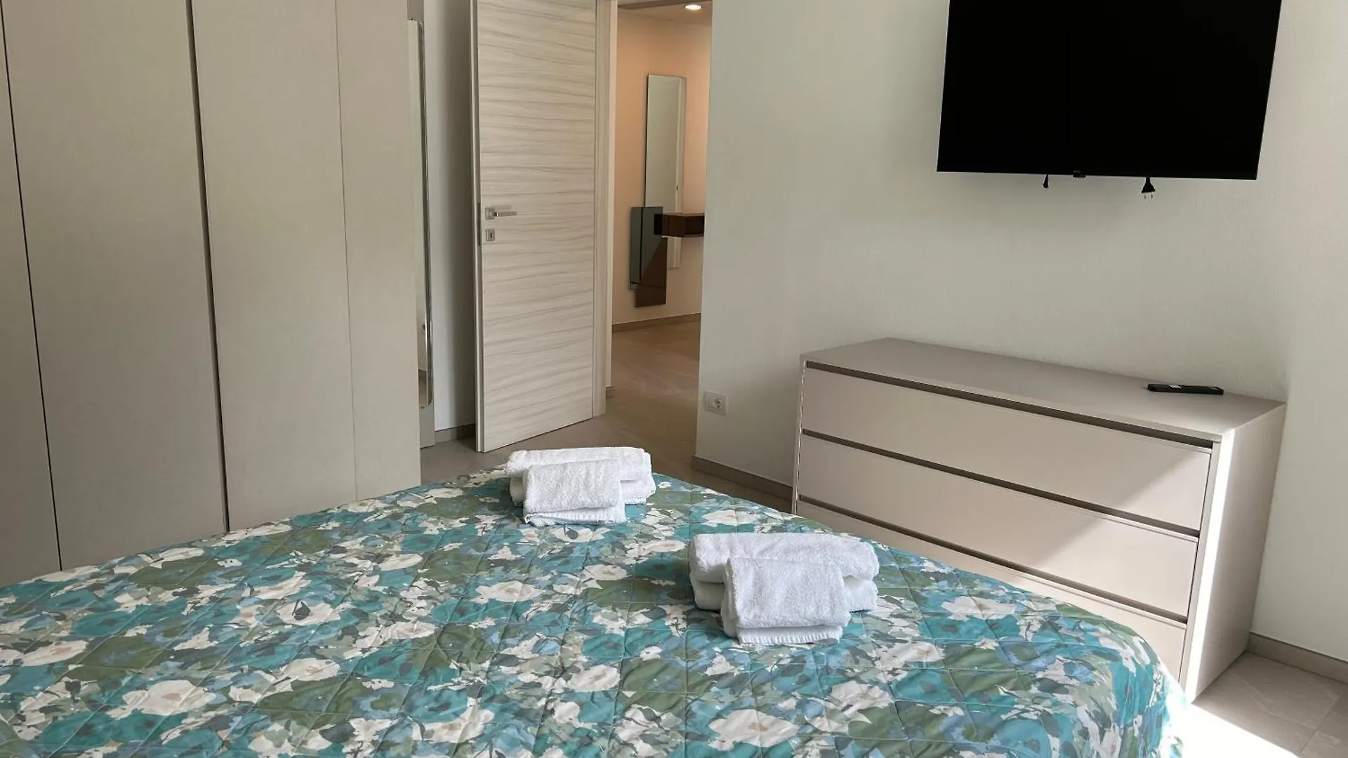 Apartment Voglia Di Lago Colico Italy