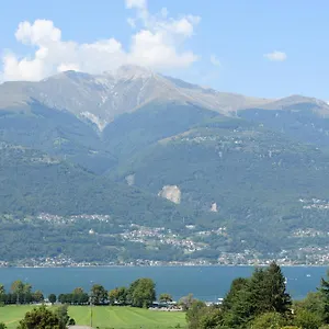 Apartment Il Giardino Dei Ciliegi, Colico
