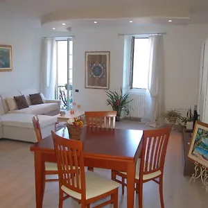 Apartment Bella Piazza, Colico